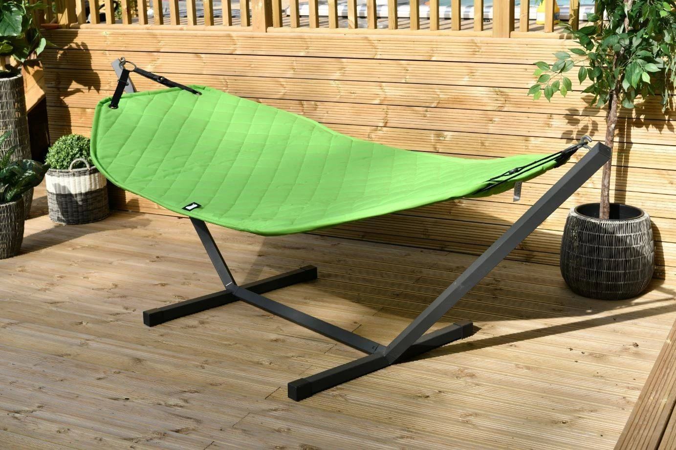 Extreme Lounging B Hammock - Lime 4 Extreme Lounging B Hammock - Lime - Image 2