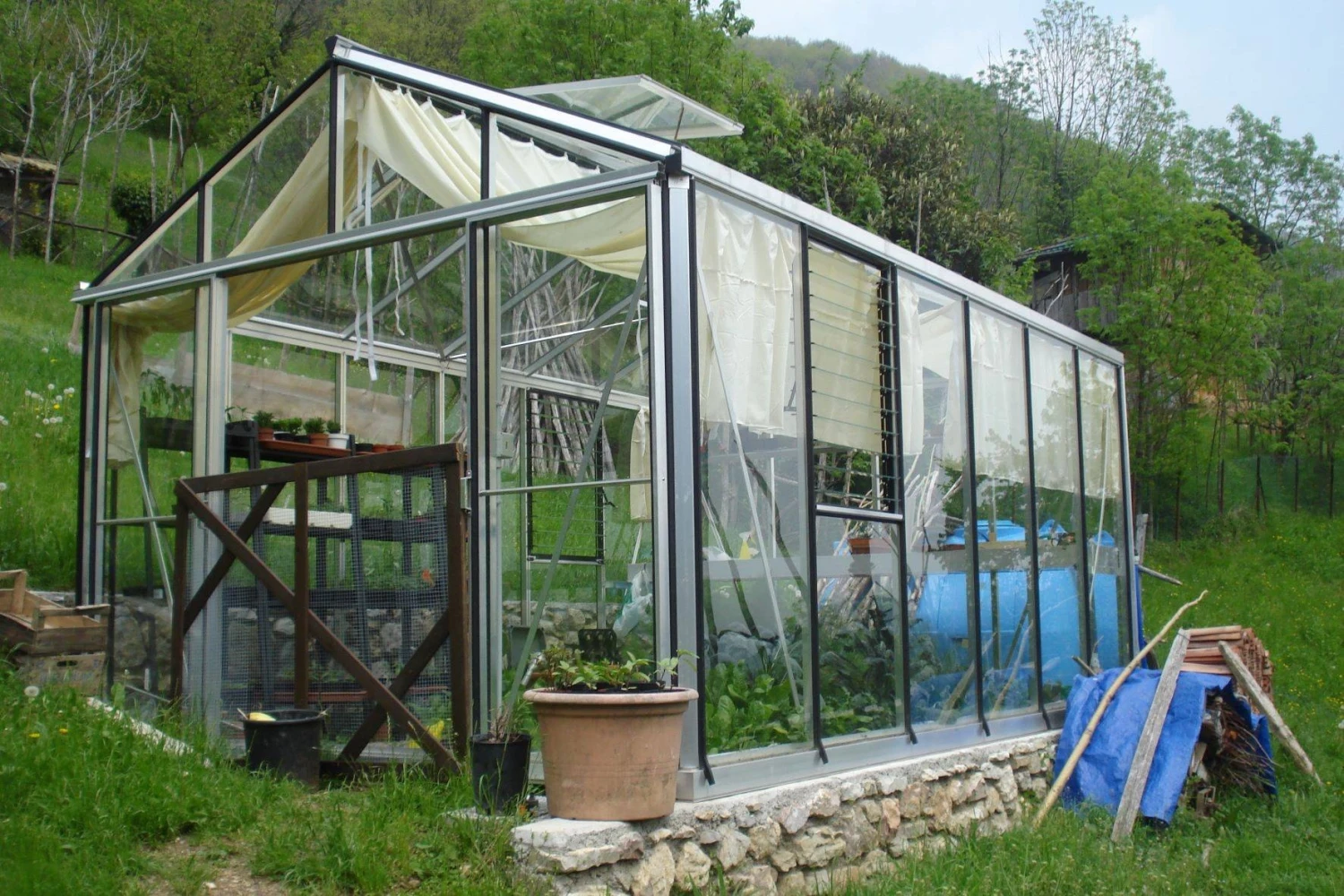 Janssens Helios Master Hobby 200/25 Tempered Glass Greenhouse 5 Janssens Helios Master Hobby 200/25 Tempered Glass Greenhouse - Image 3