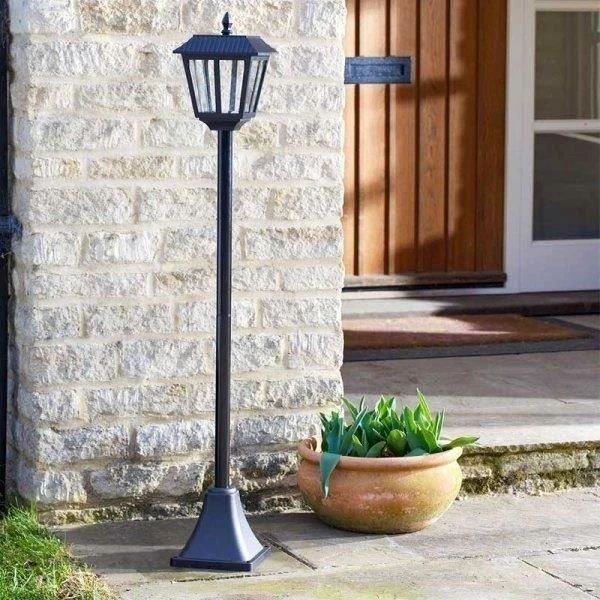 Smart Solar Metro Lamp Post 20L 4 Smart Solar Metro Lamp Post 20L - Image 2